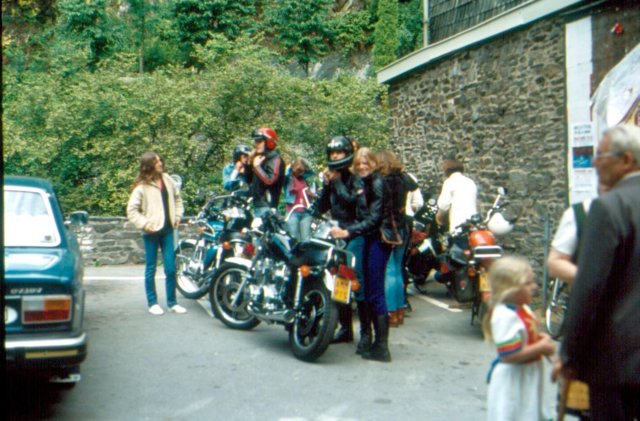 photo2.jpg